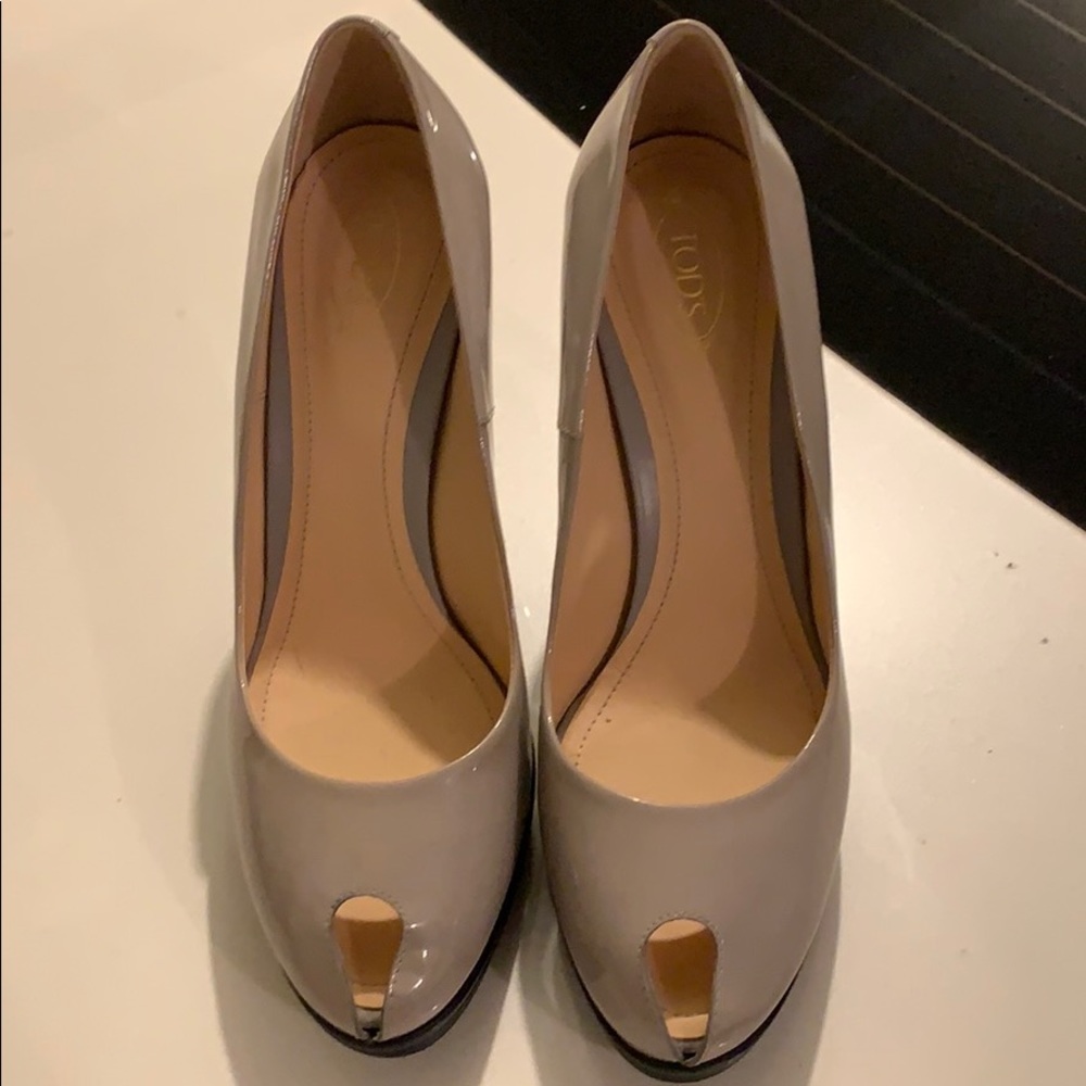 Tod’s platform heels size 40